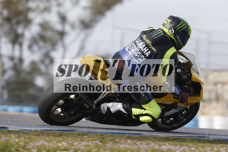 /Archiv-2024/02 29.01.-02.02.2024 Moto Center Thun Jerez/Gruppe gruen-green/backside